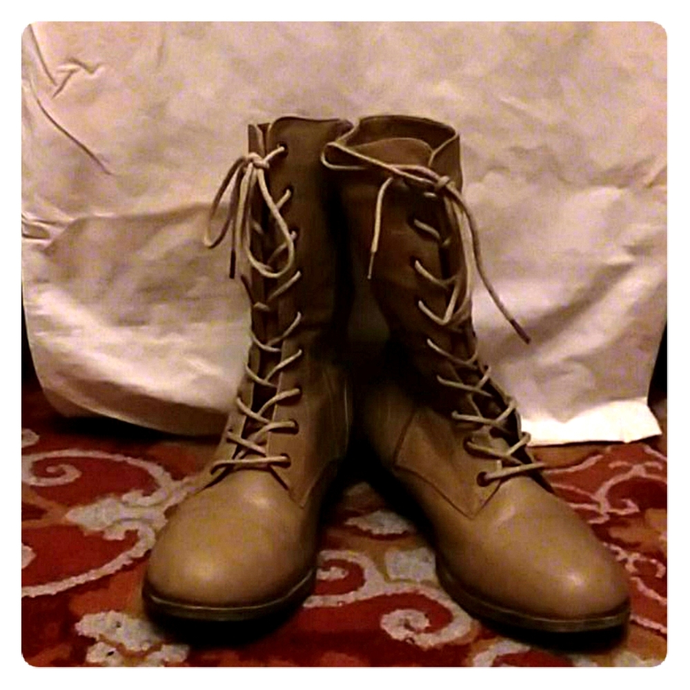 Lace up boots